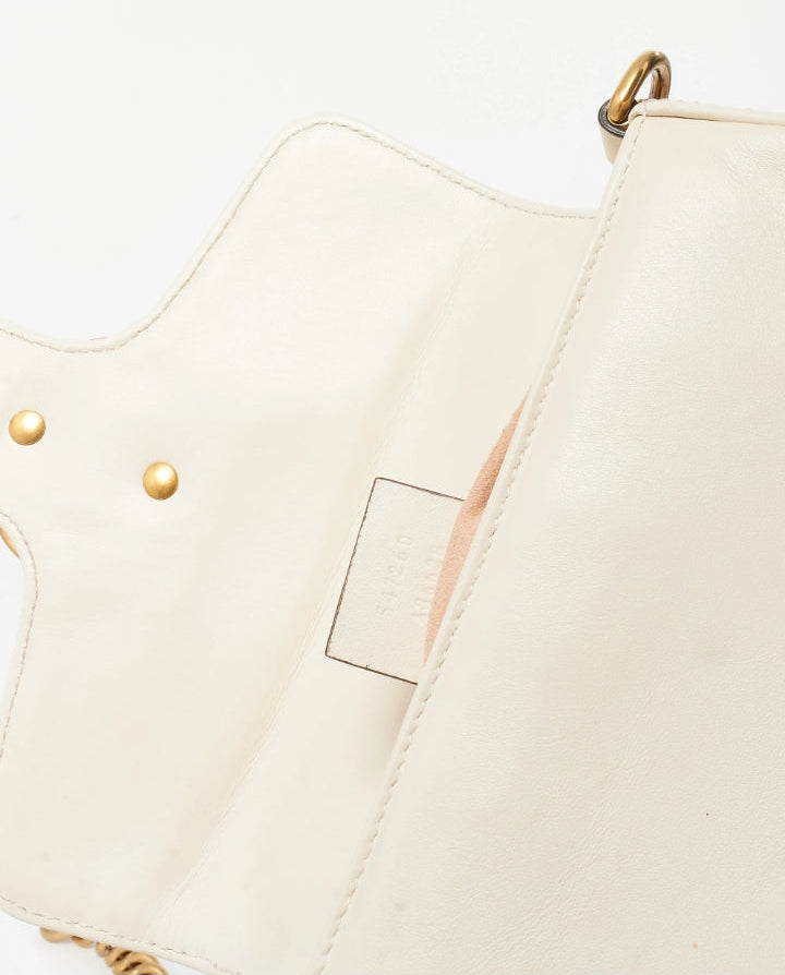 GG Sac à main GG Marmont blanc à chevrons avec poignée supérieure