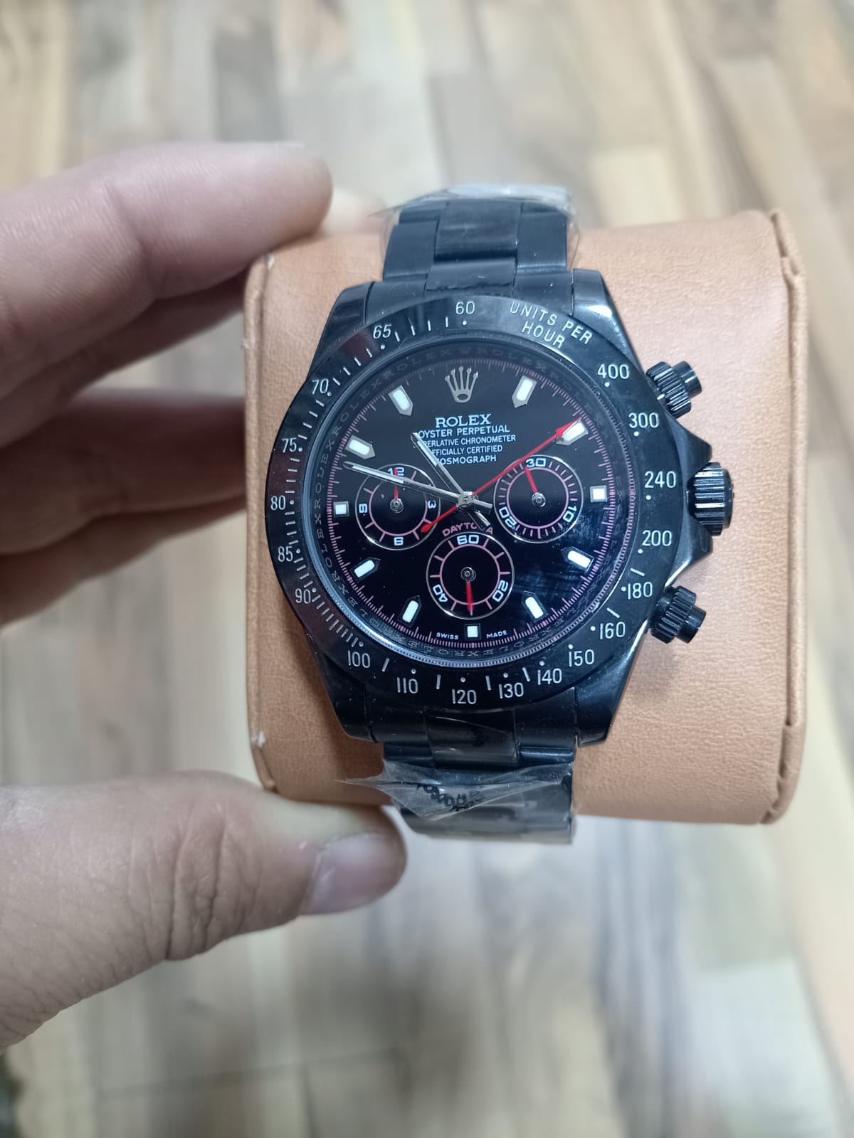 Rolex Cosmograph Daytona 40 mm, revêtement PVD (post-vente), cadran noir