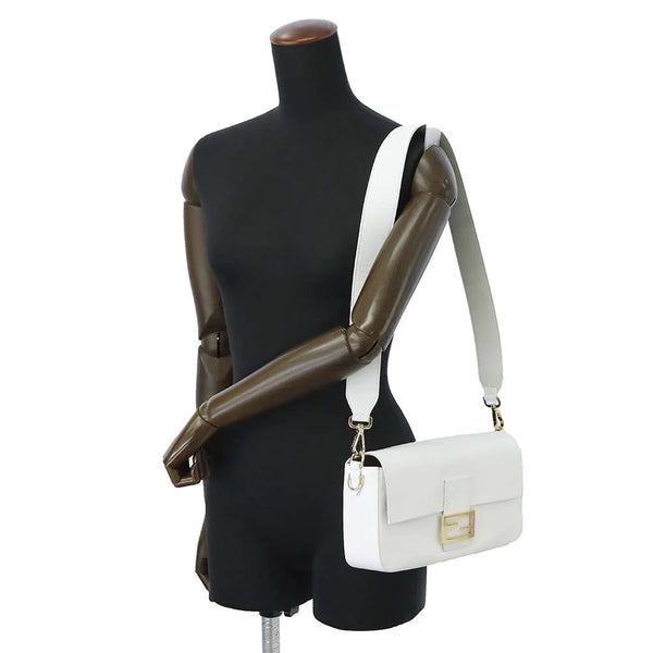 Fêndï Women Baguette Phone Pouch White
