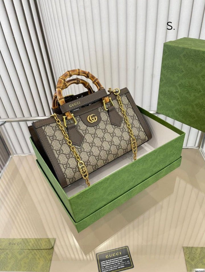 GG Sac bandoulière Diana petit modèle pour femme