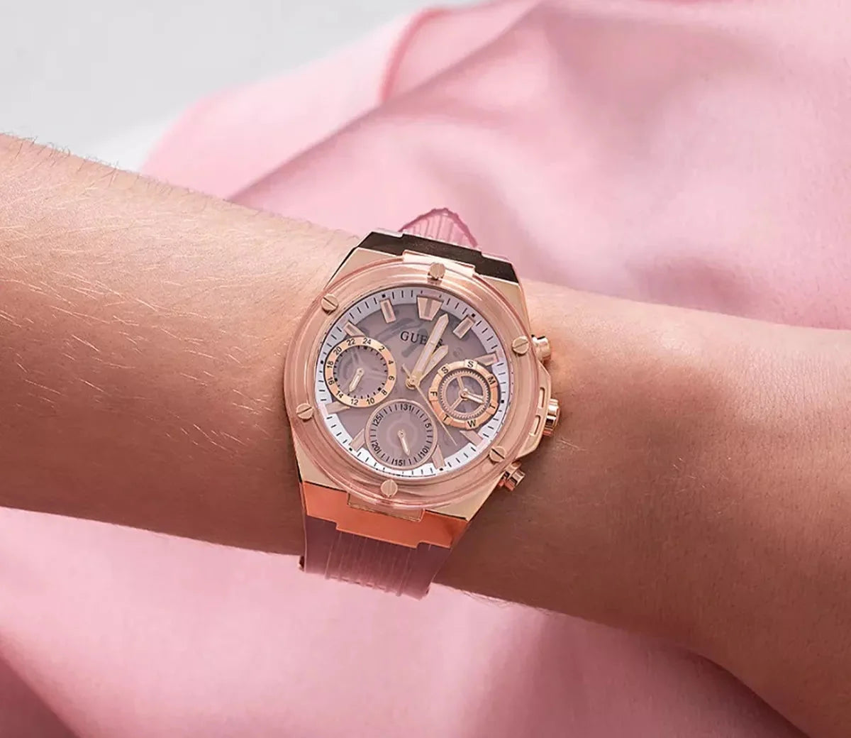 Montre Guess rose éco-responsable 39 mm