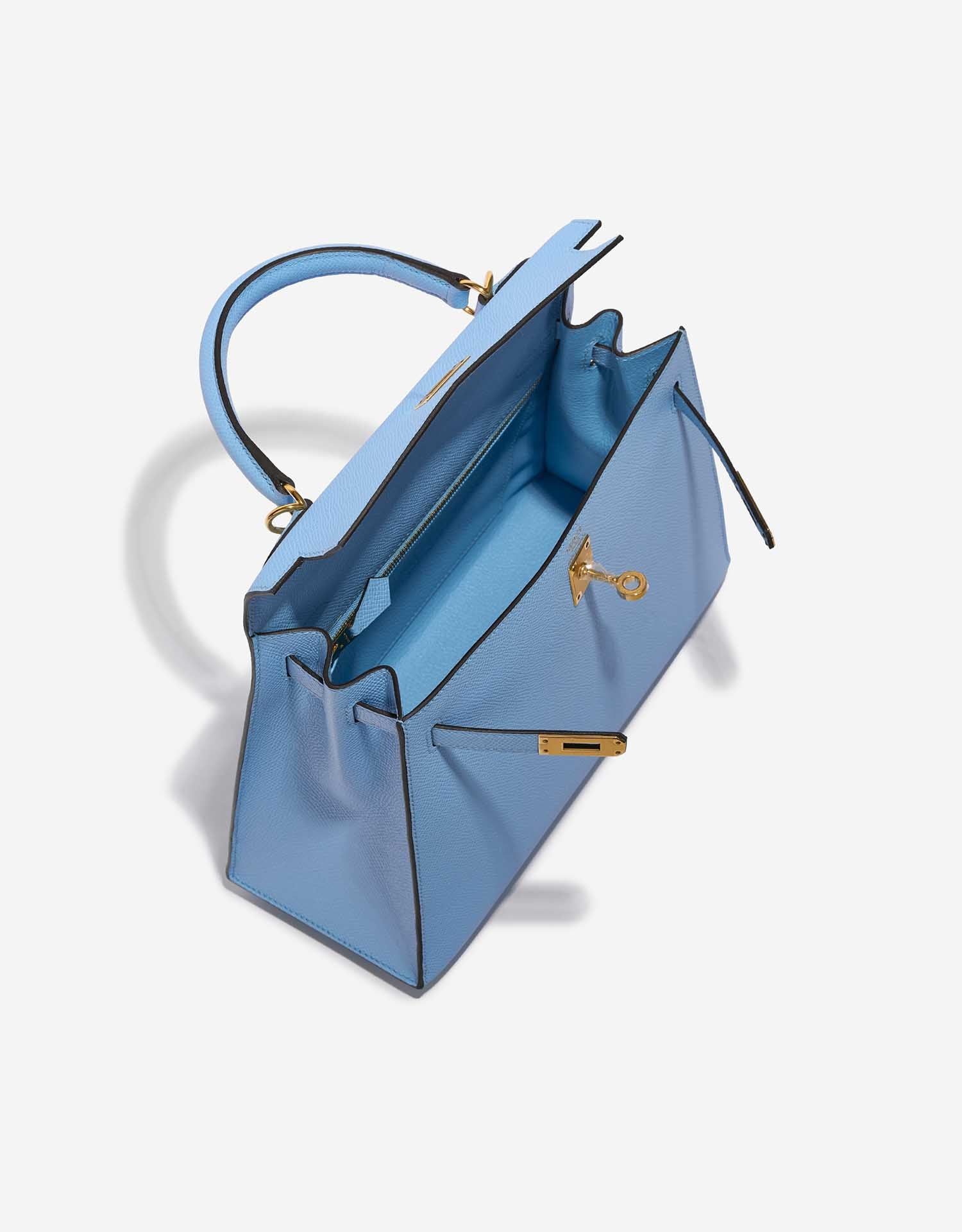 HRMS
Kelly 28 Epsom Bleu Céleste