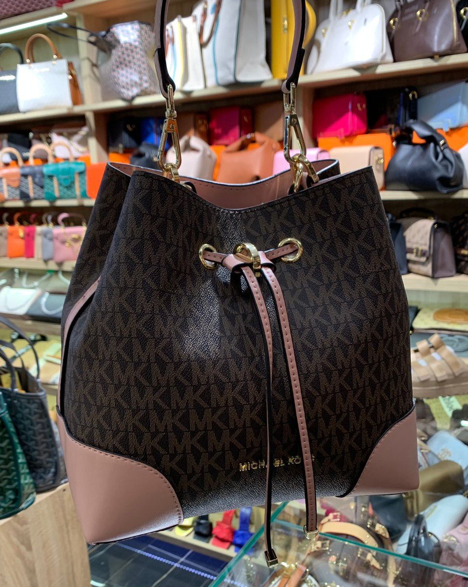 Mich@el Kors
Petit sac à épaule Mercer Gallery à logo