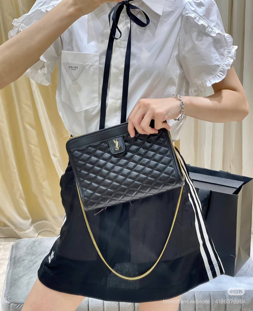 S@int L@urent
Black Quilted Logo Victoire Shoulder Bag