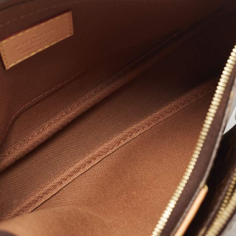 LV
pochette Multi Accessories