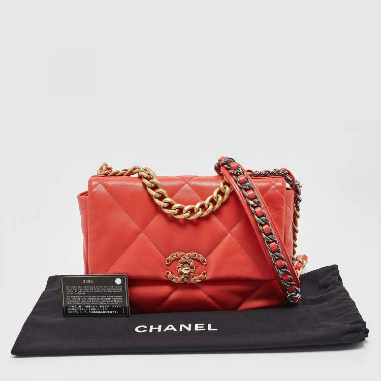 Ch@nel Sac à rabat matelassé orange Chanel 19