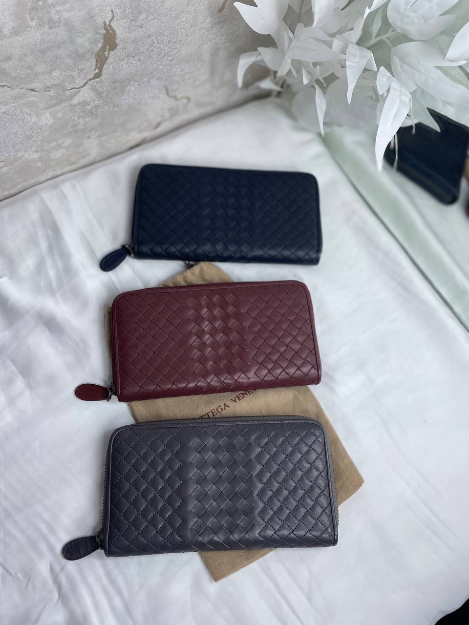 Bôttegã Vênetâ Portefeuille Intrecciato Piccolo à zip