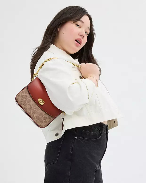 Co@ch Cassie Crossbody Bag 19 In Signature Canvas