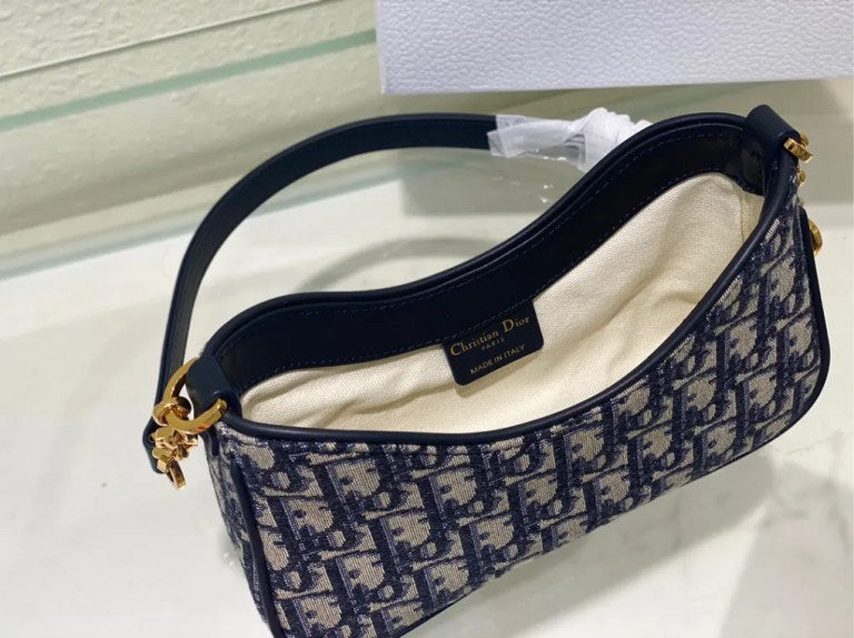 Diôr Montaigne Hobo Avenue Mini Bag