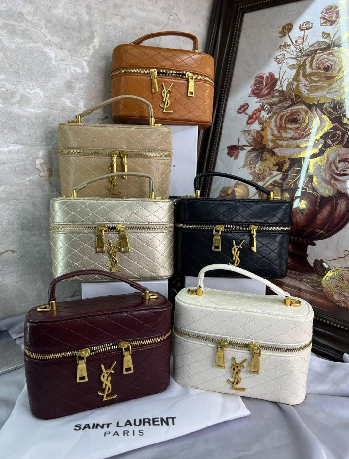 YSL GABY vanity bag in lambskin
DK TOFFEE