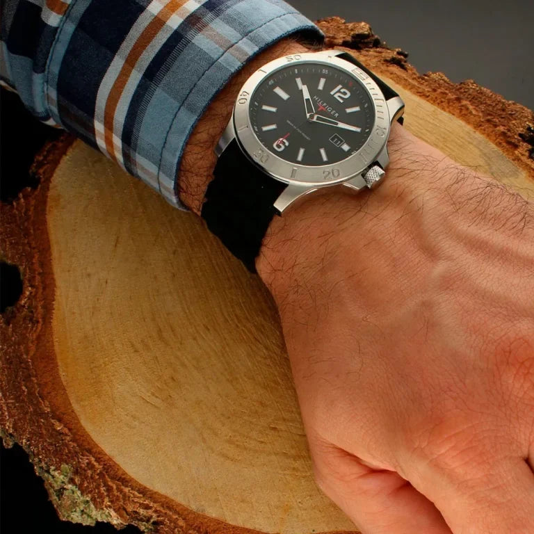 Montre Tommy Hilfiger pour homme 1710539