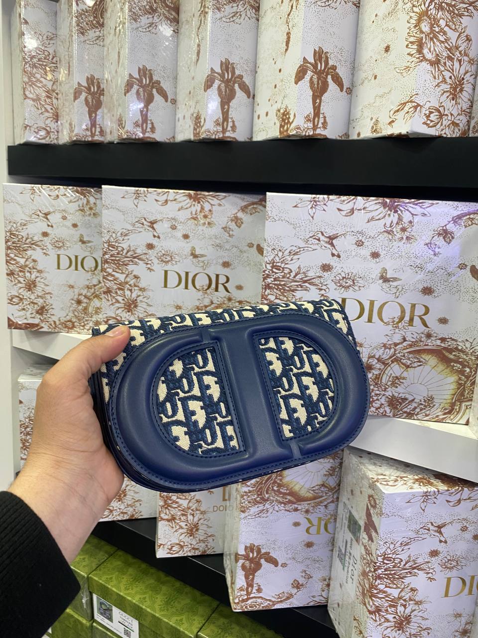 Petit sac bandoulière Diôr – Générique – Collection