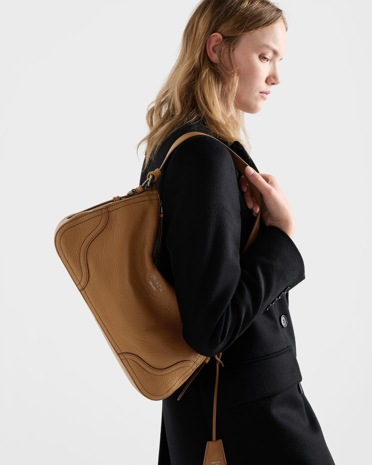 Grand sac porté épaule en cuir Prada Aimée