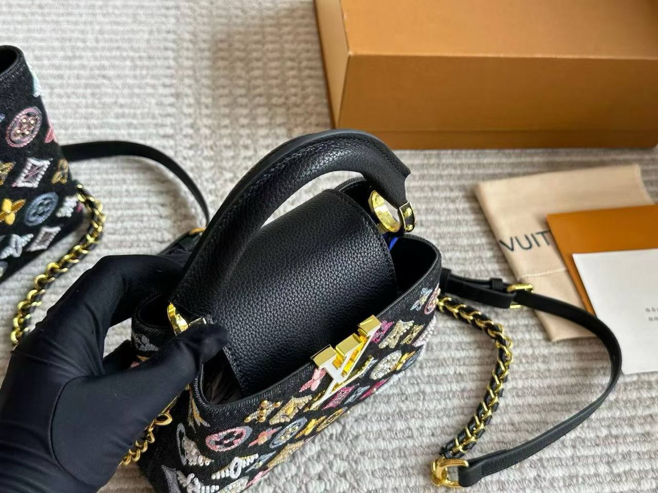 LV Capucines Mini Monograme Perles Noir