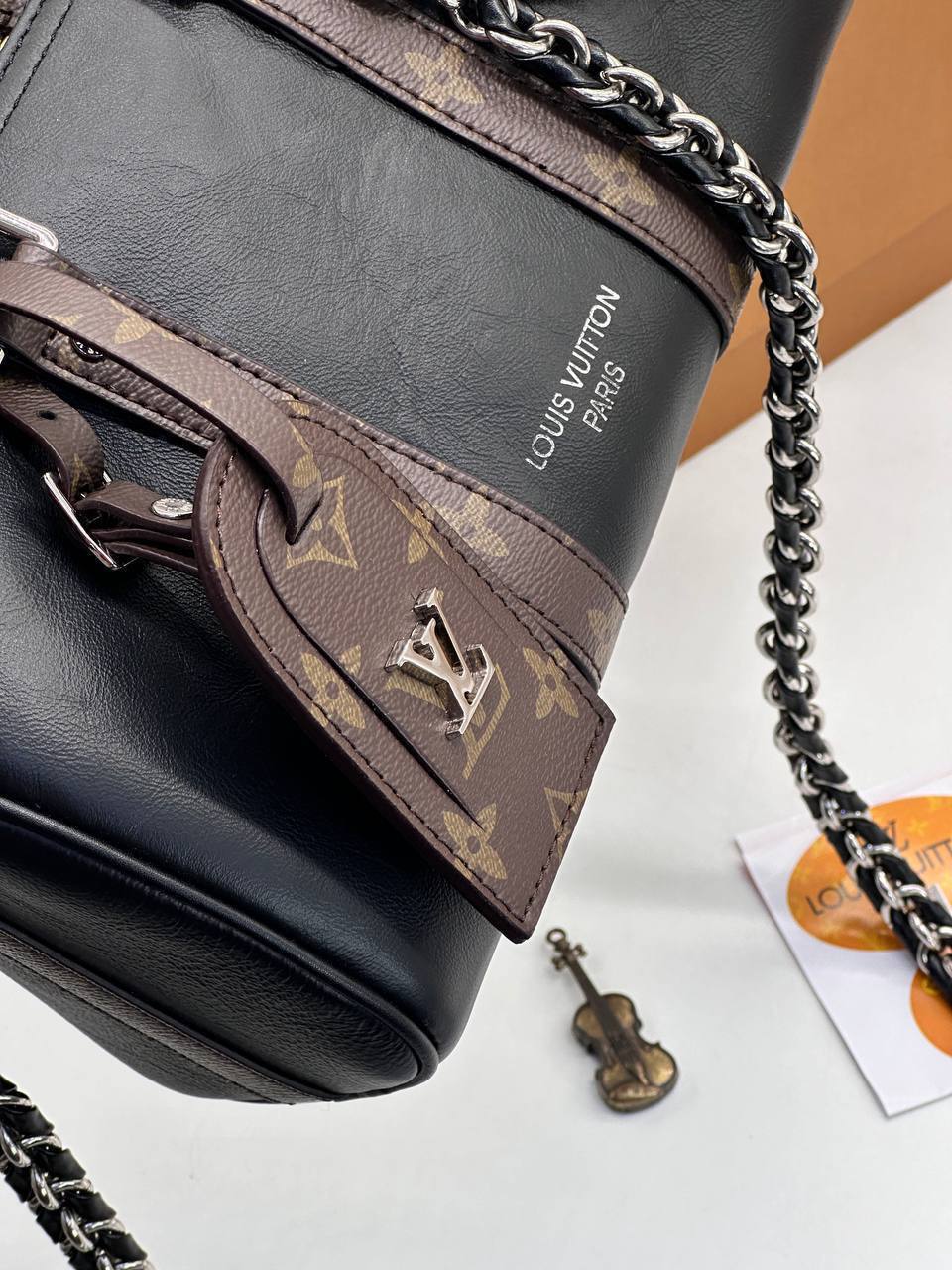 LV Monogram Sac à bandoulière Sac – Noir Élégance