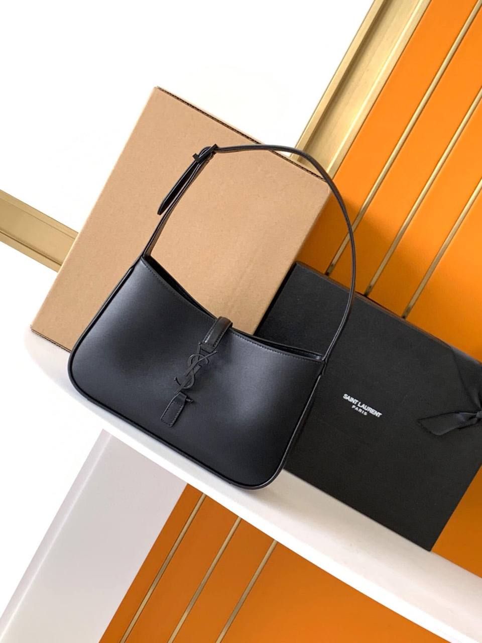 YSL LE 5 À 7 lisse
