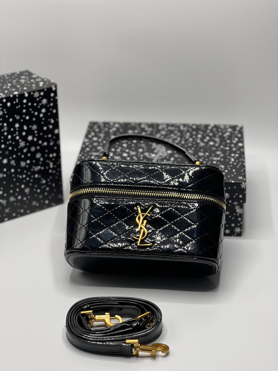 YSL GABY VANITY VERNI
BLACK