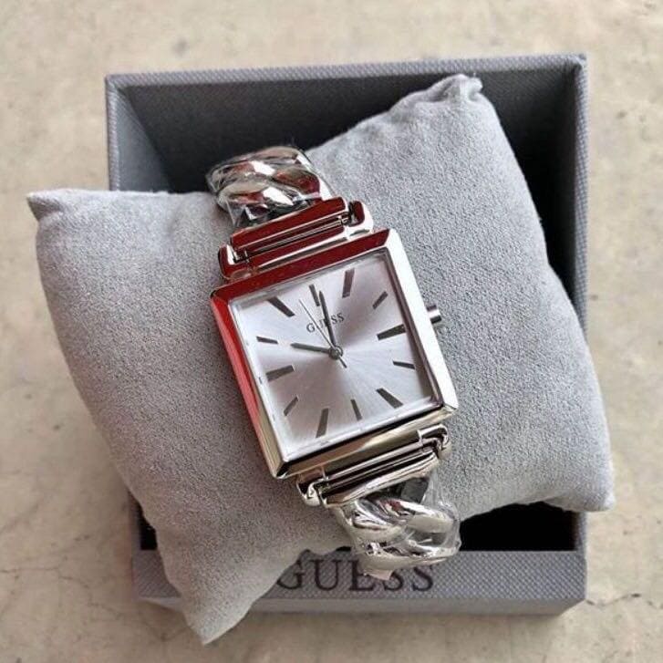 Montre Guess Vanity avec cadran argenté et bracelet en acier argenté pour femme - W1029L1