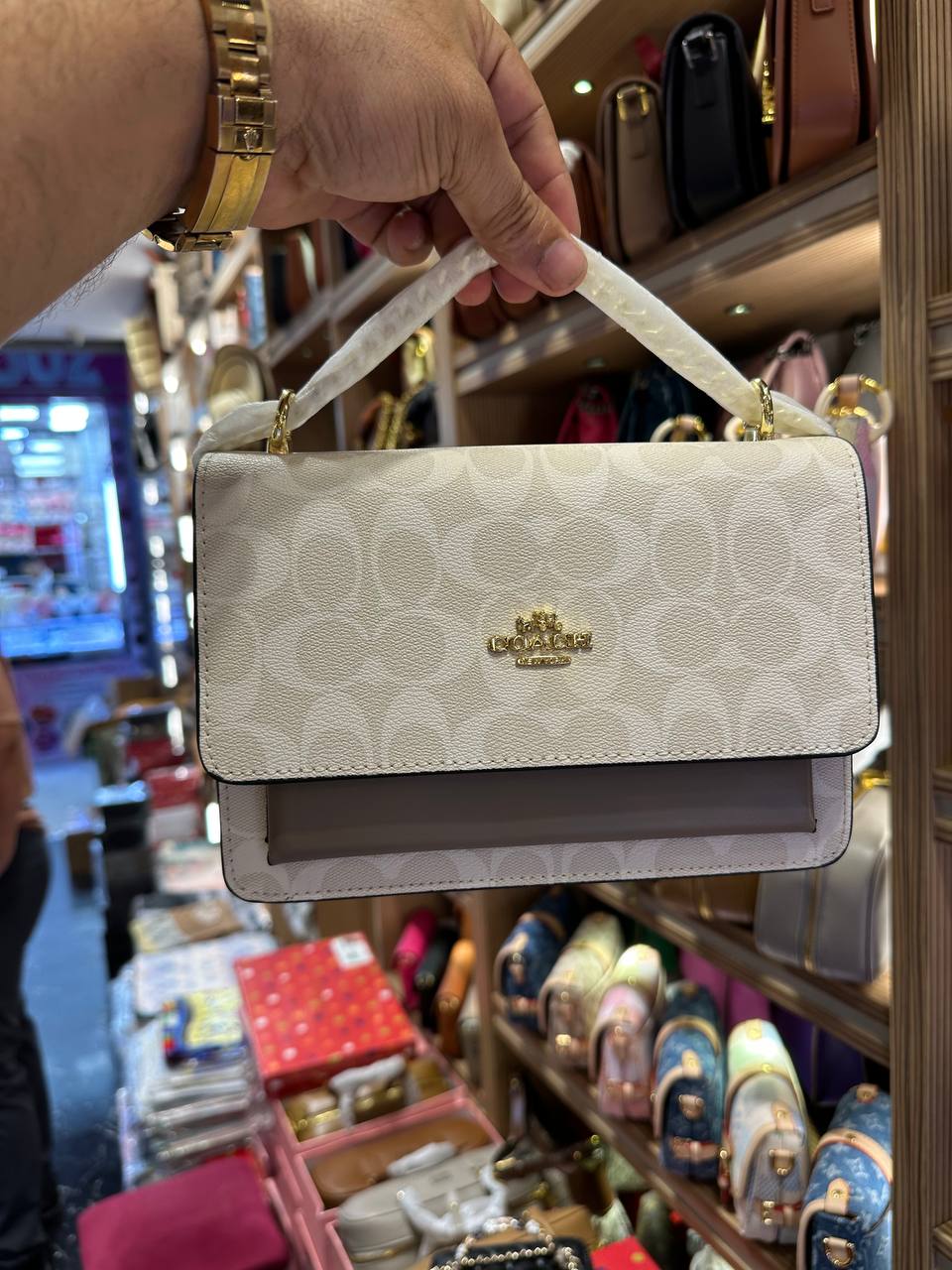 Co@ch Sac bandoulière dôme zippé en toile exclusive