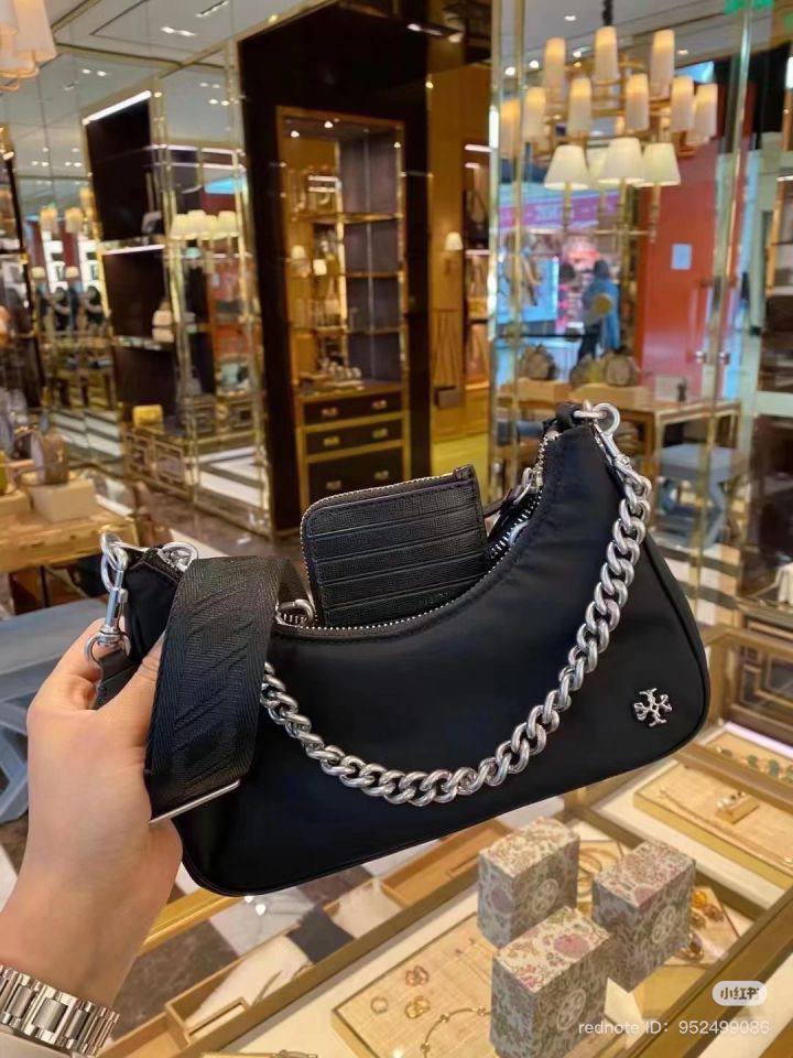 Torÿ Burch Mercer Shoulder Bag Black Shw