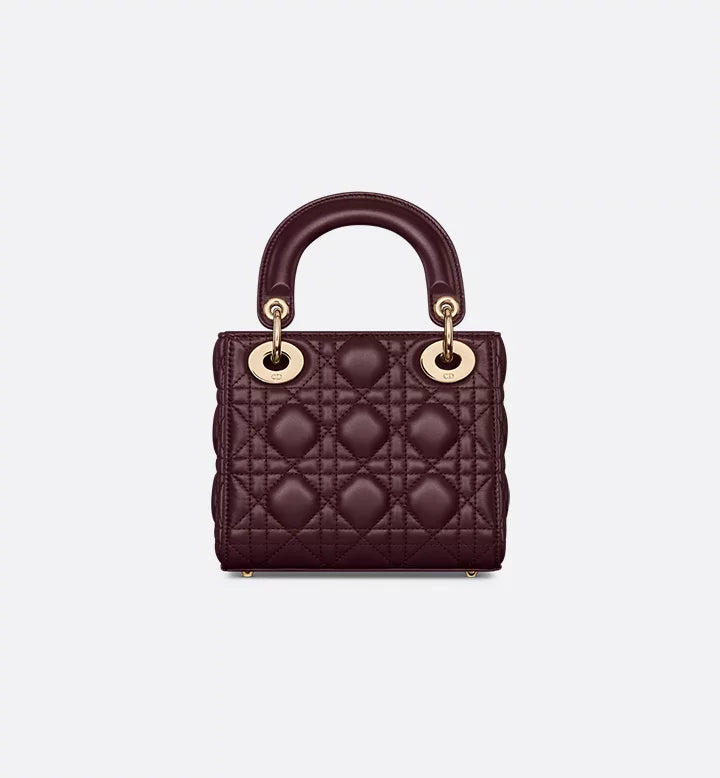 Sac Ladÿ Dior Mini
Cuir d'agneau Cannage Deep Amaranth