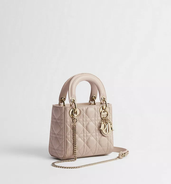 Sac Ladÿ Dior Mini
Cuir d'agneau Cannage beige poudre