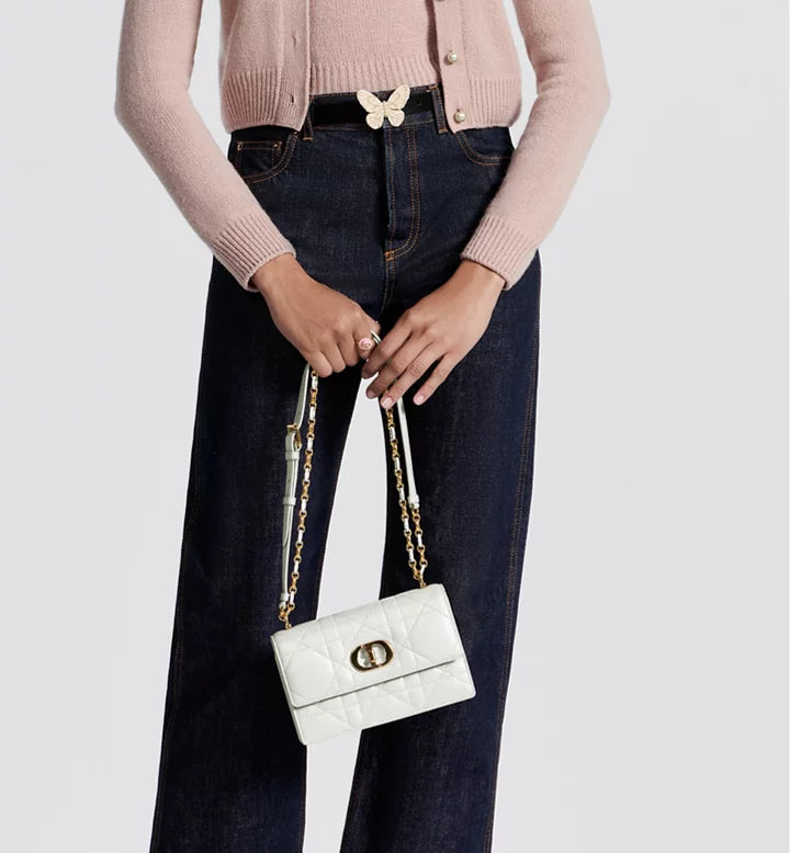 Diôr Mini sac Miss Caro d'agneau Macrocannage couleur latte