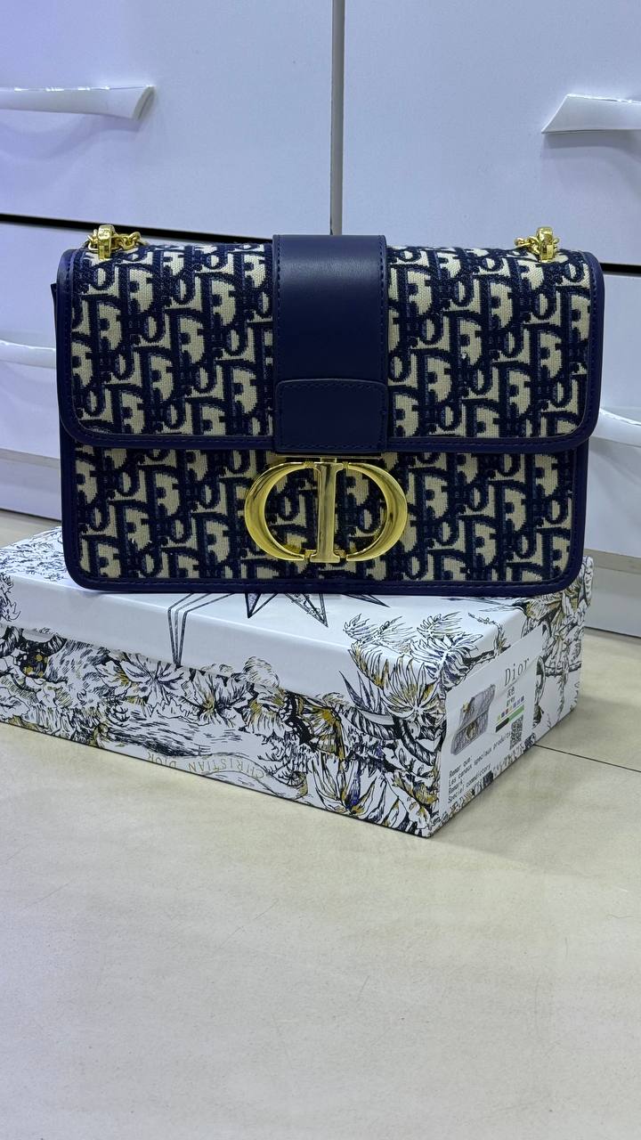 Diôr Sac chaîne 30 Montaigne
Toile jacquard Diôr Oblique bleu