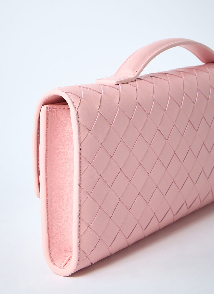 Bôttegã Vênetâ
Long Andiamo Clutch