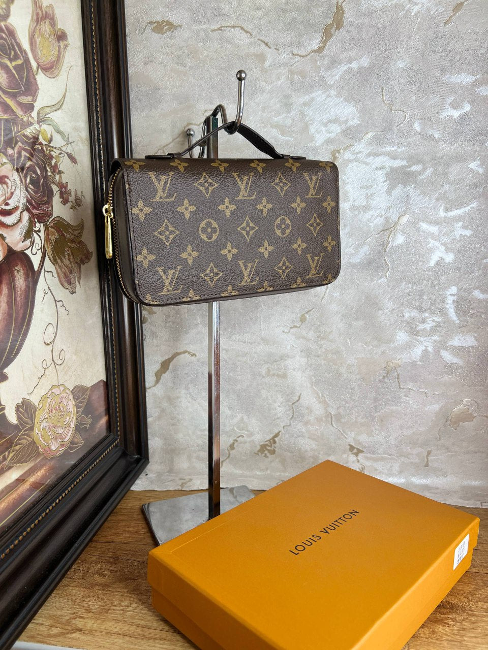LV Petite maroquinerie Zippy XL
Marron