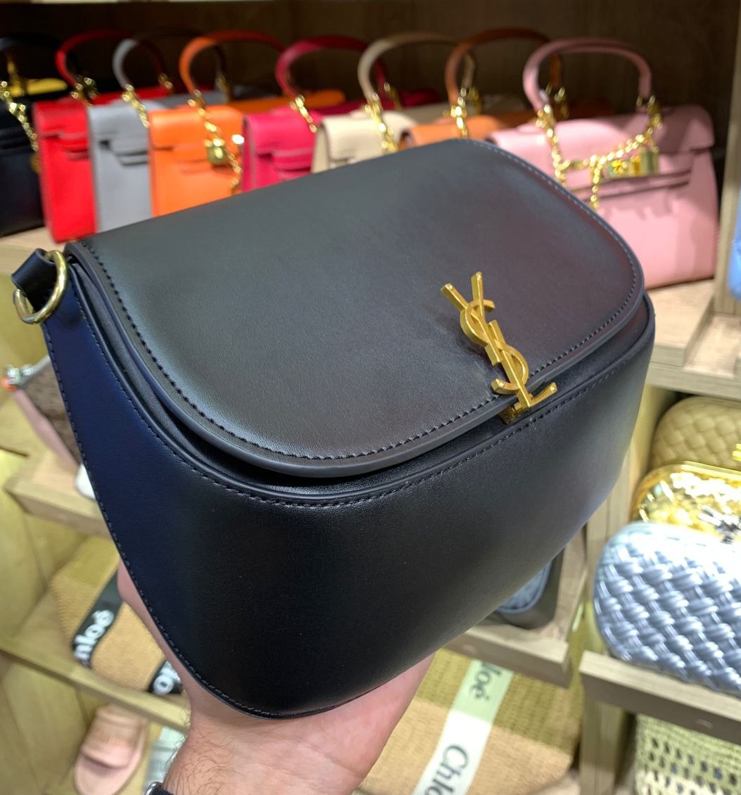 YSL VOLTAIRE EN BOX
NOIR