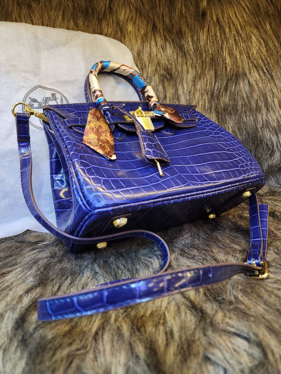 HRMS Sac à main poignée avec cadenas en véritable verni effet croco