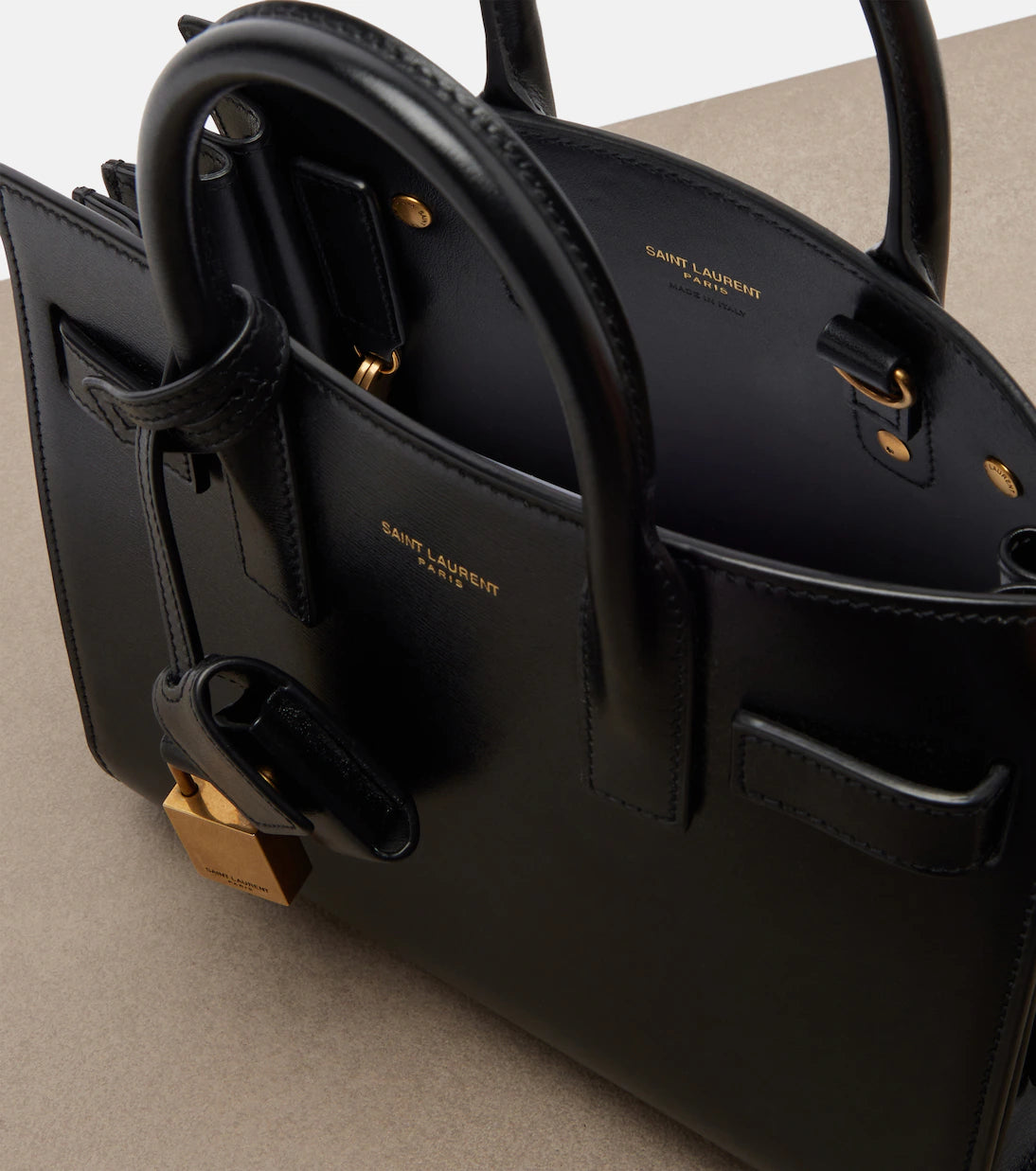 Saint Laurent Bolso Sac De Jour Nano de piel En cuir