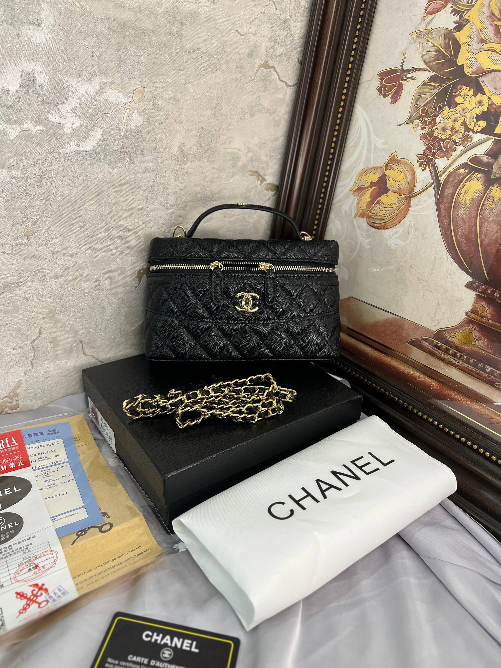 Sac à main long Ch@nel CC avec poignée supérieure et chaîne,caviar noir et finitions or clair