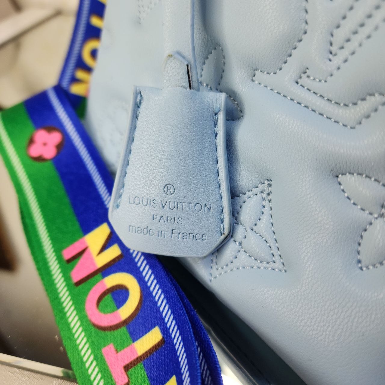 LV Alma BB Matelassé Bleu Glacier