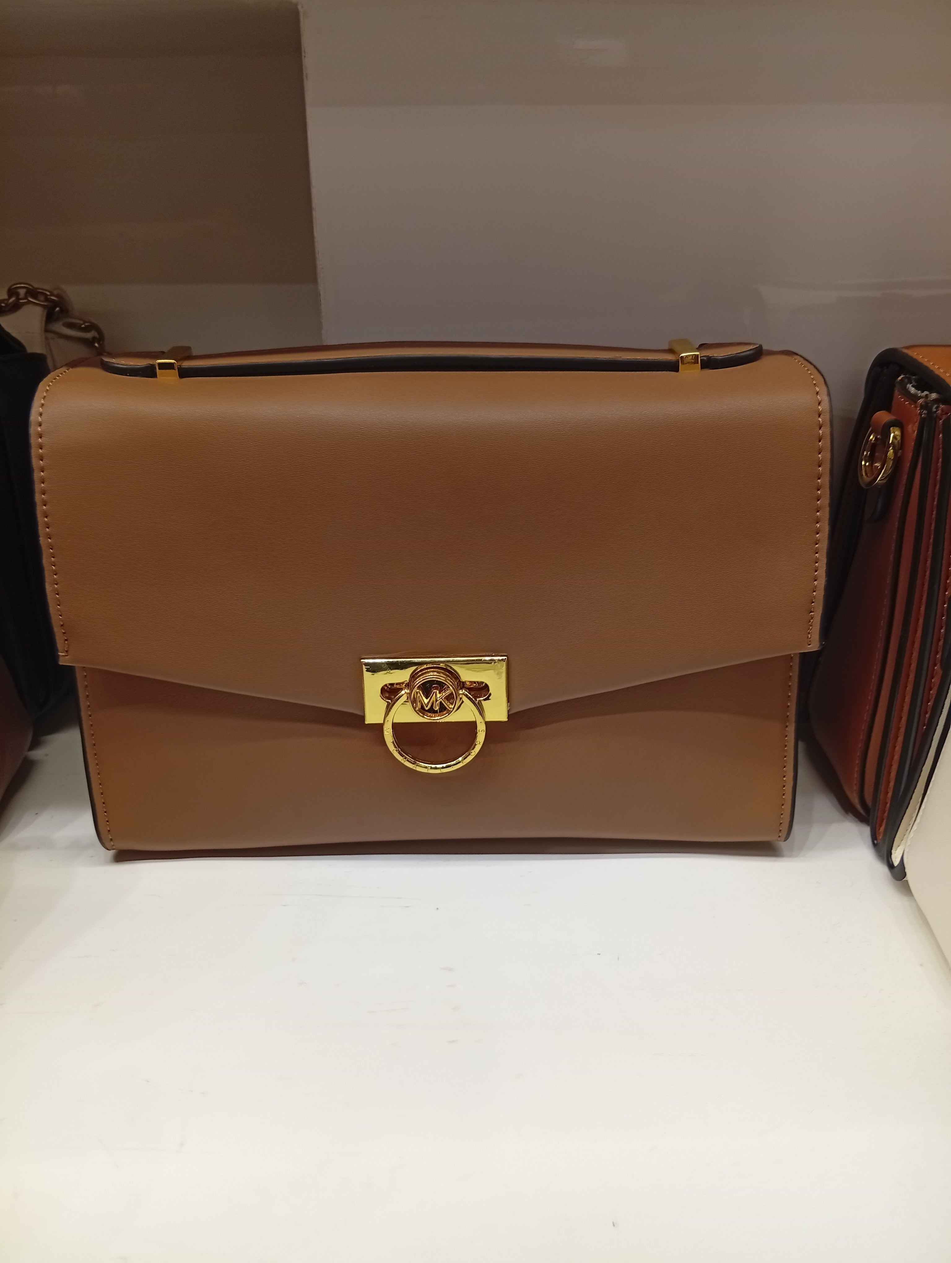 MK
Messenger bag HENDRIX