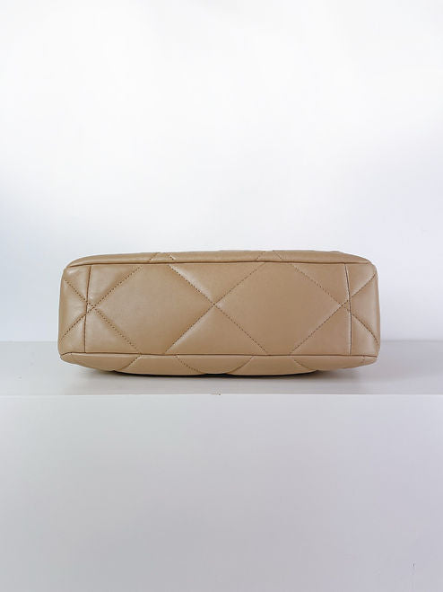 Ch@nel
Sac à main Chanel 19
Camel