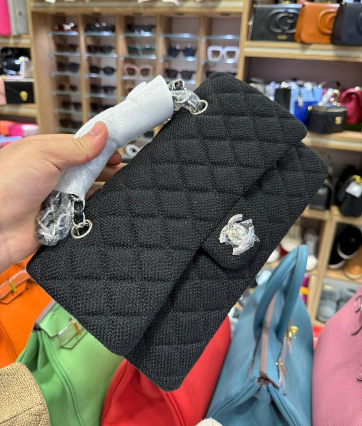 Ch@nel
Sac à main Timeless/Classique en toile Noir