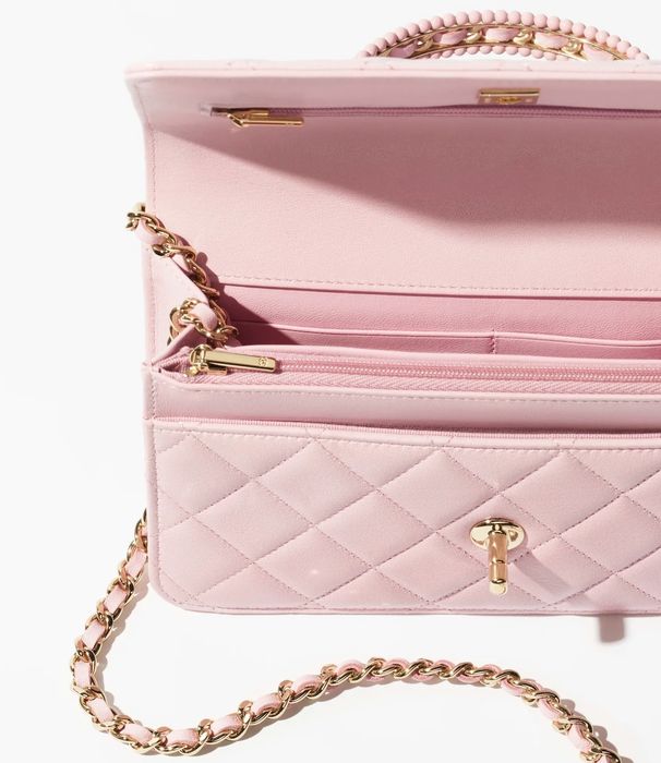CH@NEL Mignon en rose Portefeuille à chaîne CH@NEL avec poignée supérieure