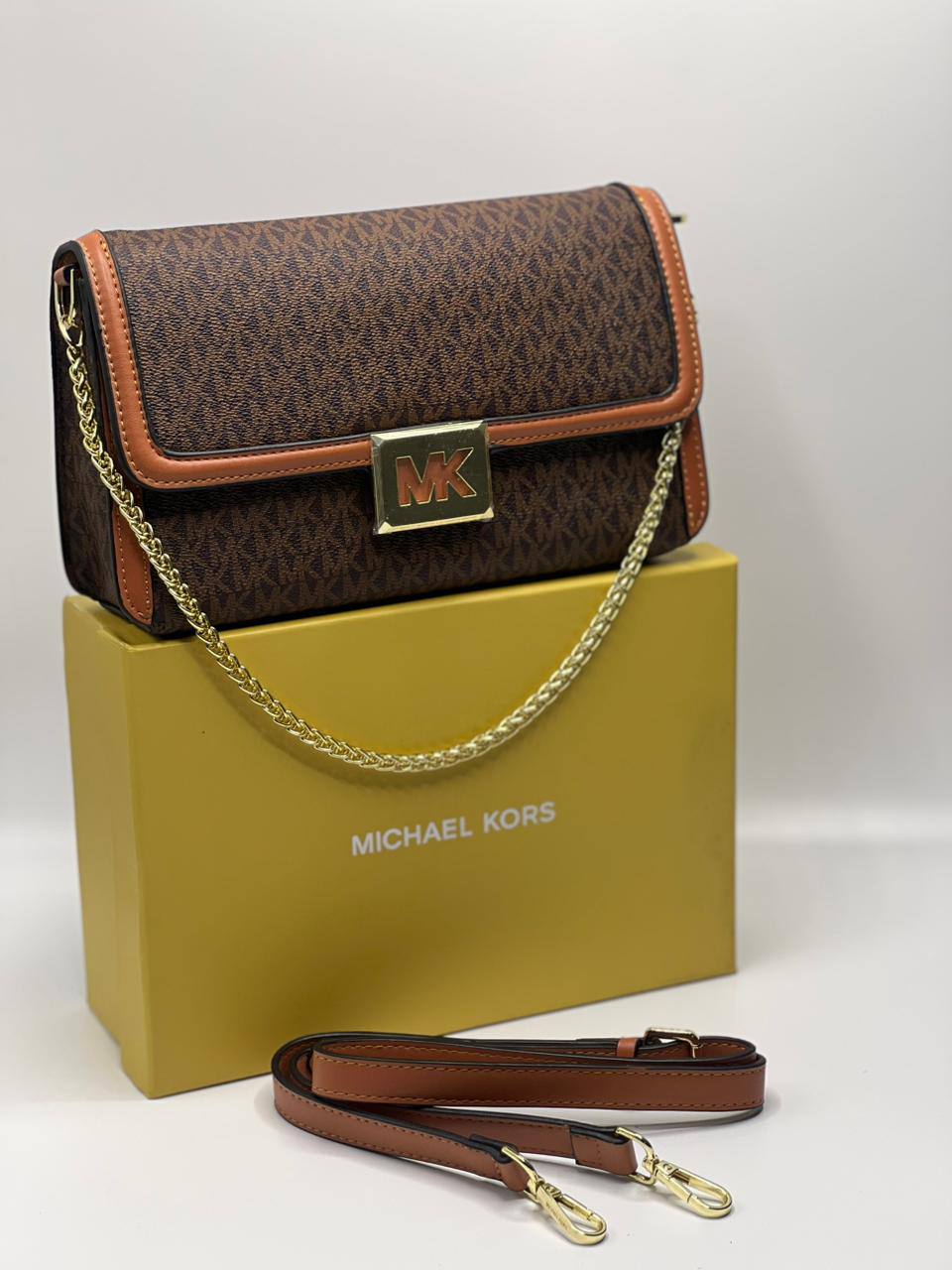 MK Sac à épaule Sonia convertible de taille moyenne à logo