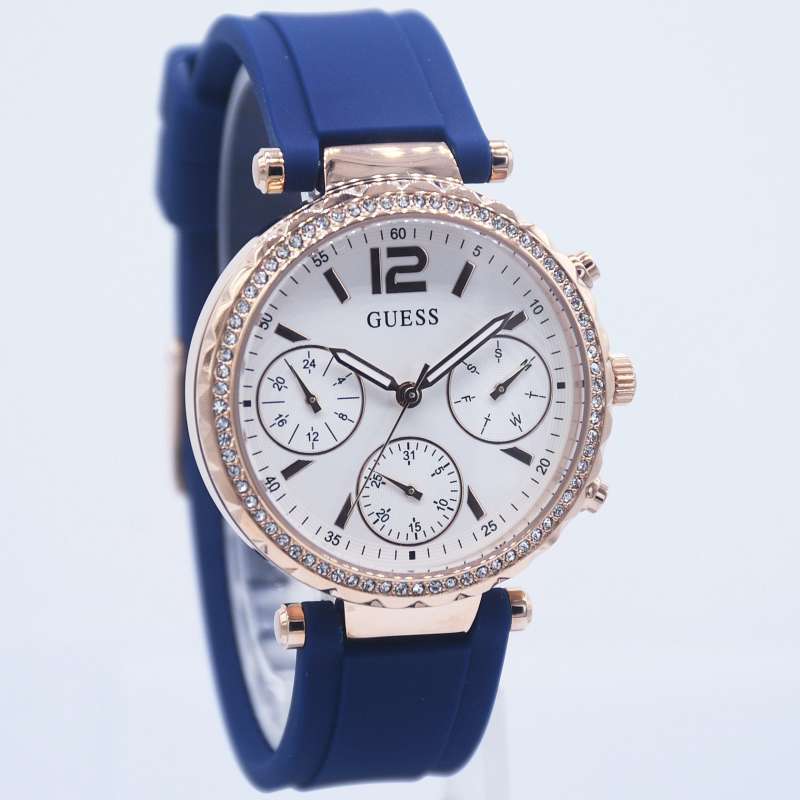 Montre Guess pour femme GW0113L3