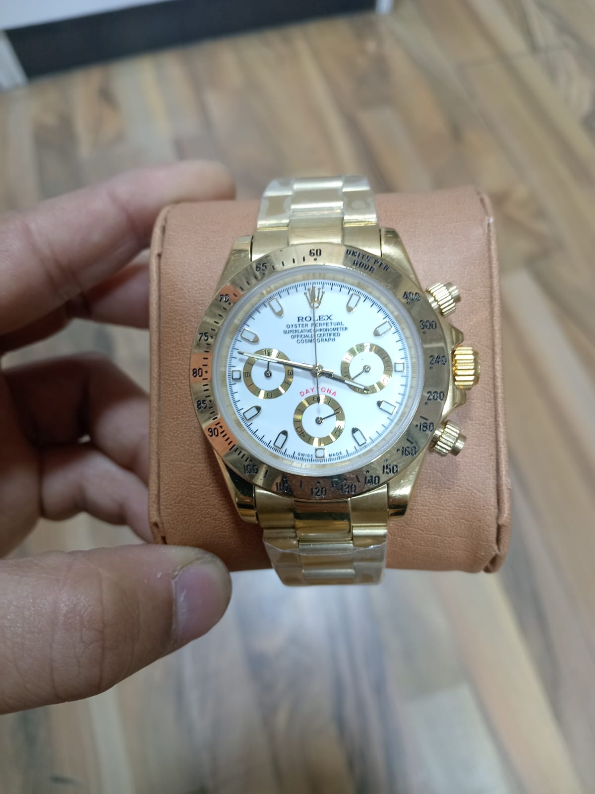 Rolex daytona Gold