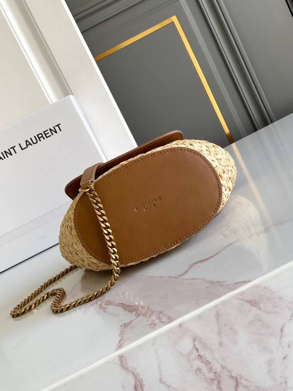 S@int L@urent
Sac Manon Mini en raphia