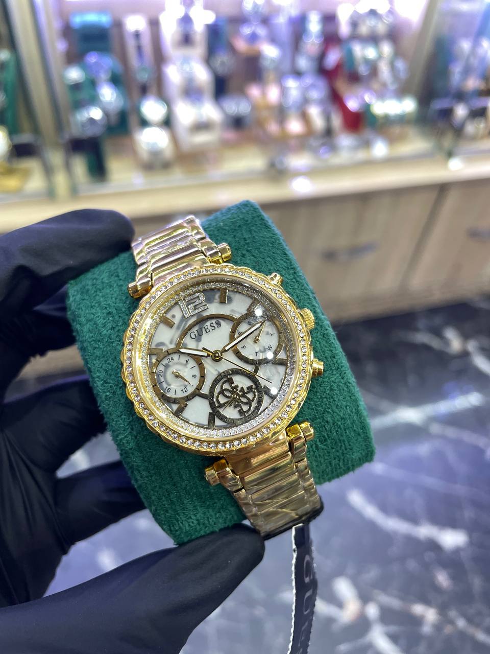 GÛESS SOLSTICE GW0403L2