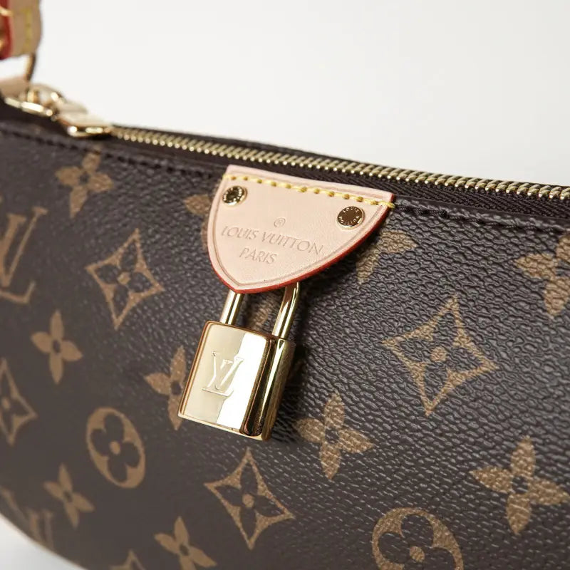 LV Pochette Tirette