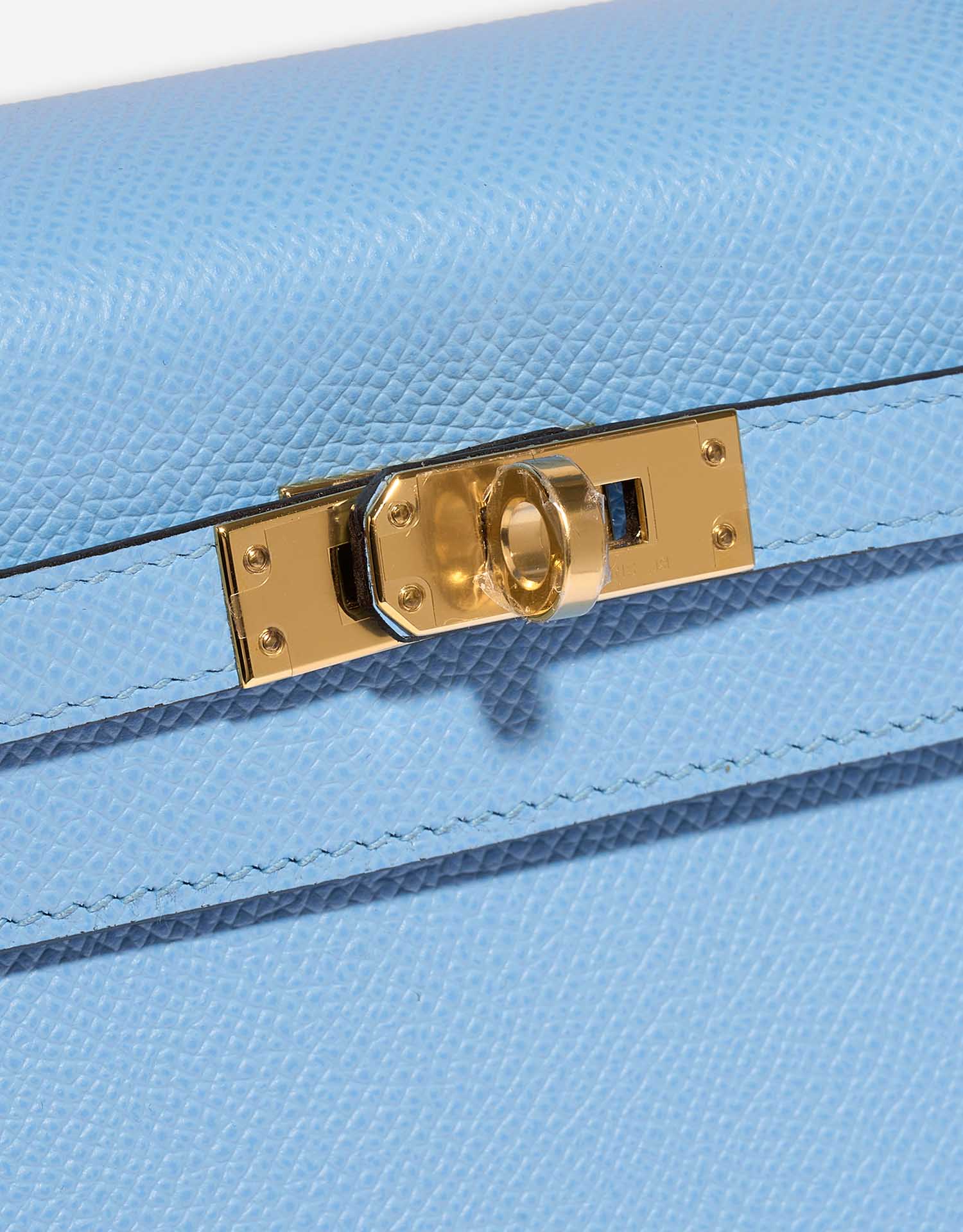 HRMS
Kelly 28 Epsom Bleu Céleste