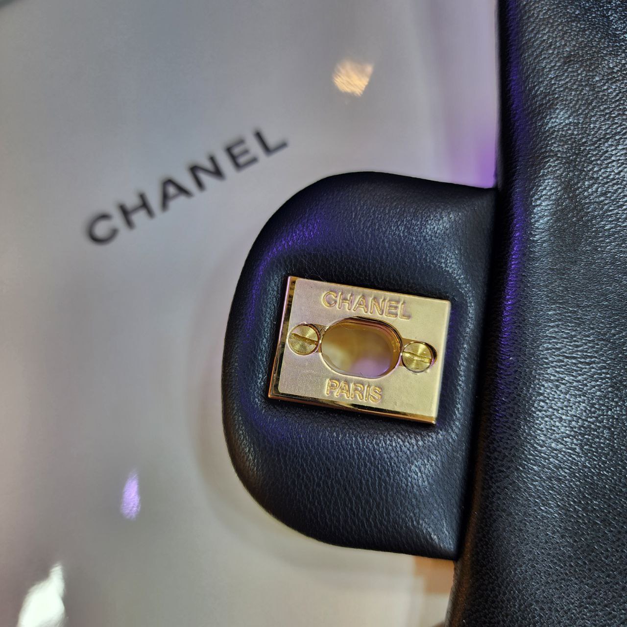 Sac CH@NEL Timeless/Classique en Cuir Noir - 102017