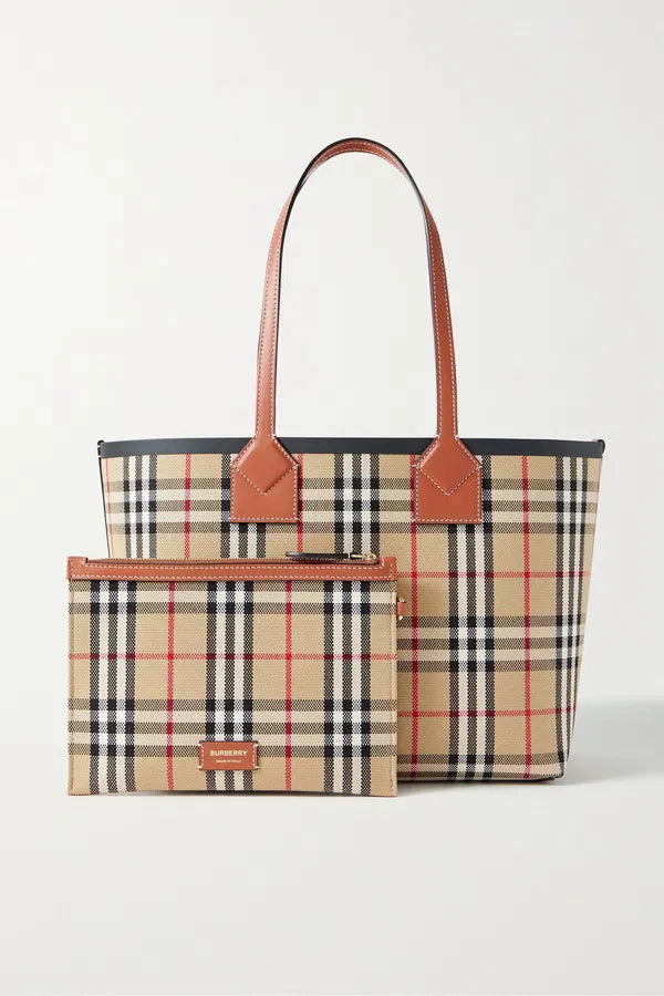 BURBERRY Cabas en toile à carreaux