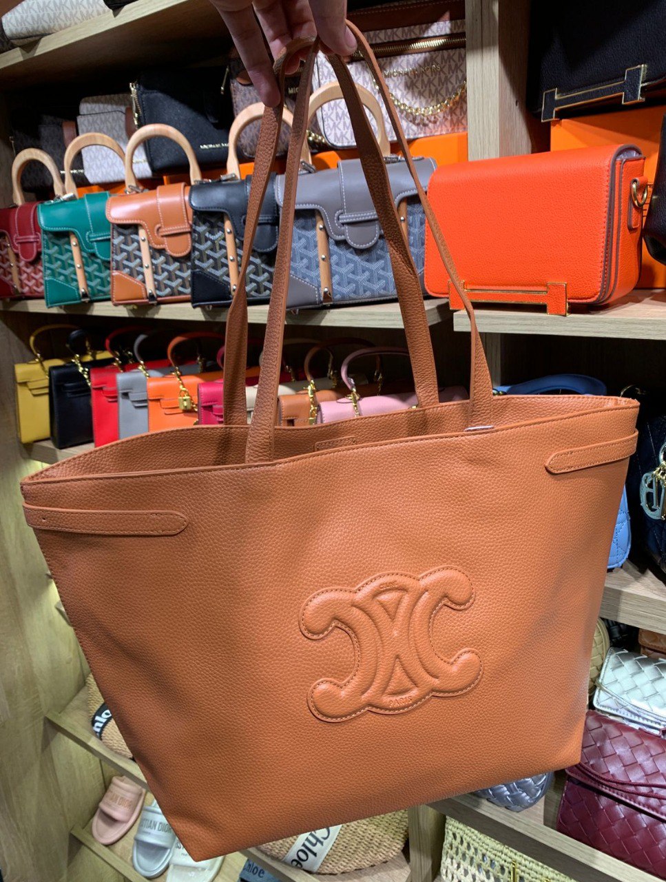 CÉLÏNÊ CABAS ANAÏS MOYEN MODELE TRIOMPHE veau grainé