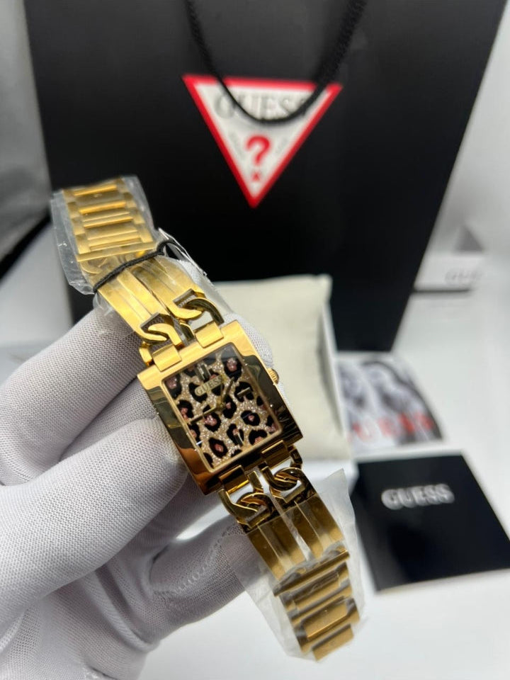 Montre MOD ID - GUESS Femme Cadran Léopard et Bracelet Acier Doré - GW0807L2